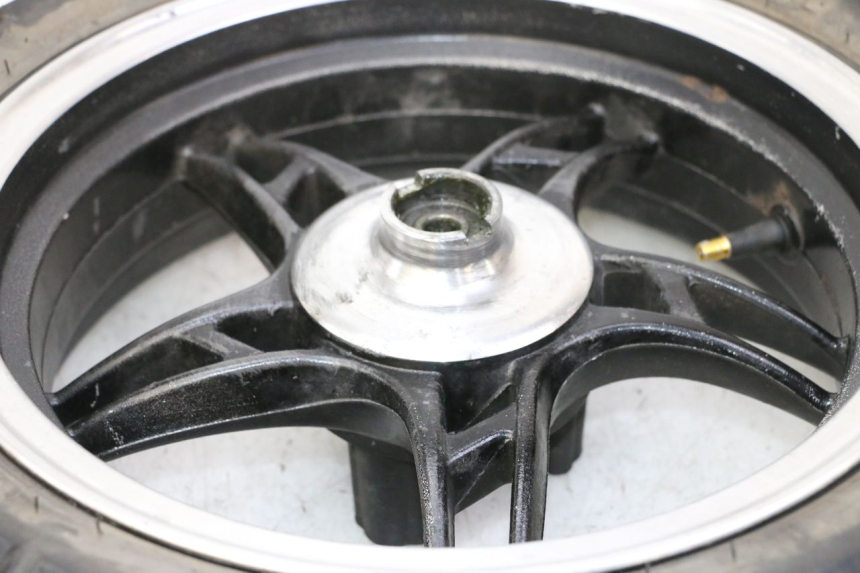 photo de JANTE AVANT ET PNEU MASH BIBOP 2T 50 (2013 - 2018) - Vue d’ensemble