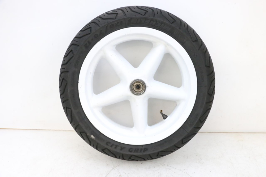 photo de JANTE AVANT ET PNEU MBK BOOSTER SPIRIT NAKED 50 (2004 - 2017) - Vue principale