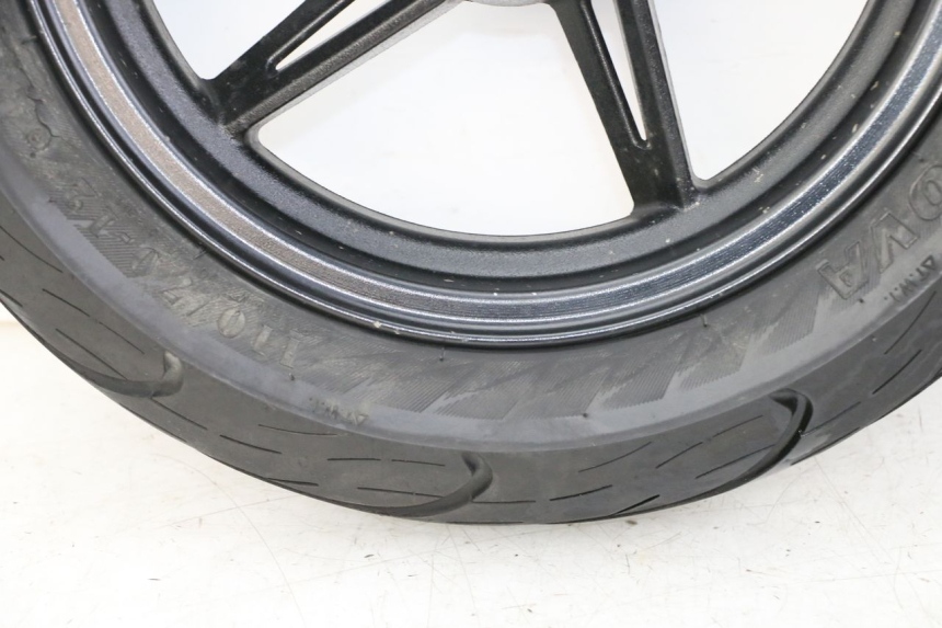 photo de JANTE AVANT ET PNEU TNT MOTOR BOSTON 4T 50 (2018 - 2025) - Zoom composants