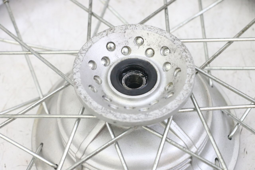 photo de JANTE AVANT ET PNEU HONDA CRF-F CRF F 110 (2019 - 2022) - Vue d’ensemble