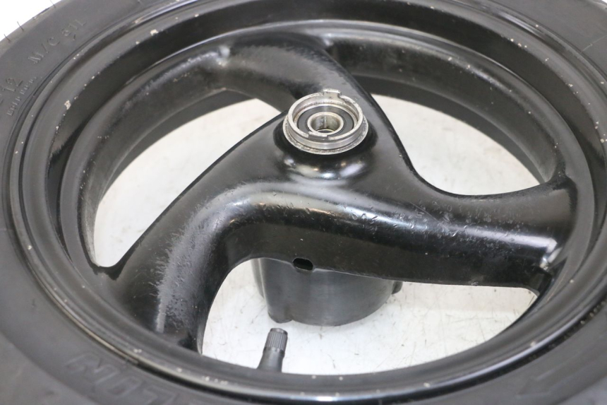 photo de JANTE AVANT ET PNEU PEUGEOT ELYSTAR 50 (2002 - 2014) - Zoom état d’usage