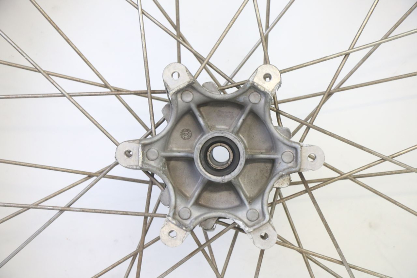 photo de JANTE AVANT ET PNEU APRILIA ETX 125 (1998 - 2002) - Vue produit