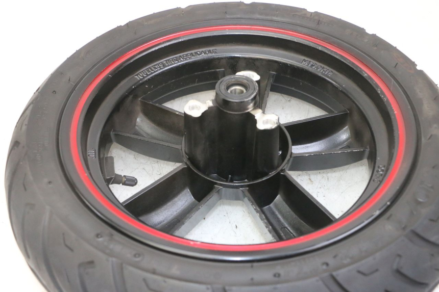 photo de JANTE AVANT ET PNEU SYM FIDDLE 3 III 50 (2014 - 2020) - Zoom état d’usage