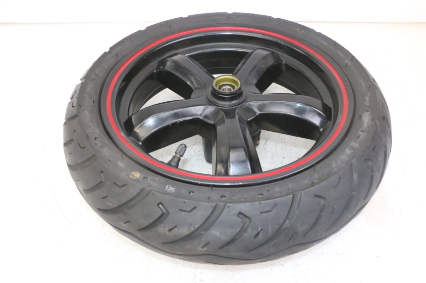 photo de JANTE AVANT ET PNEU SYM FIDDLE 3 III 50 (2014 - 2020) - Vue d’ensemble