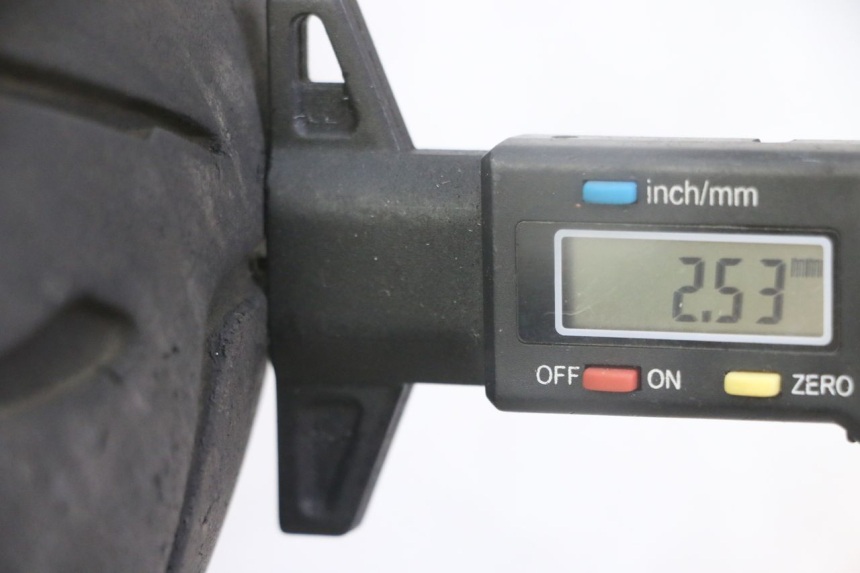 photo de JANTE AVANT ET PNEU HONDA FORZA ABS 300 (2013 - 2017) - Zoom état d’usage