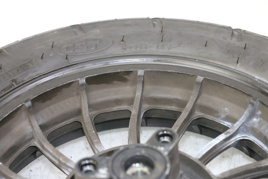 photo de JANTE AVANT ET PNEU JM MOTORS MIA 50 (2017 - 2020) - Zoom état d’usage