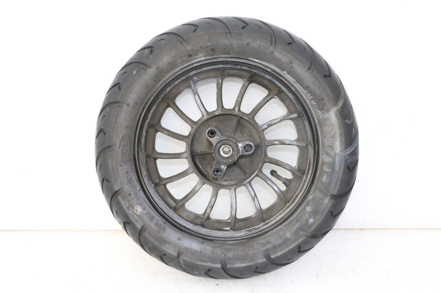 photo de JANTE AVANT ET PNEU JM MOTORS MIA 50 (2017 - 2020) - Points de fixation