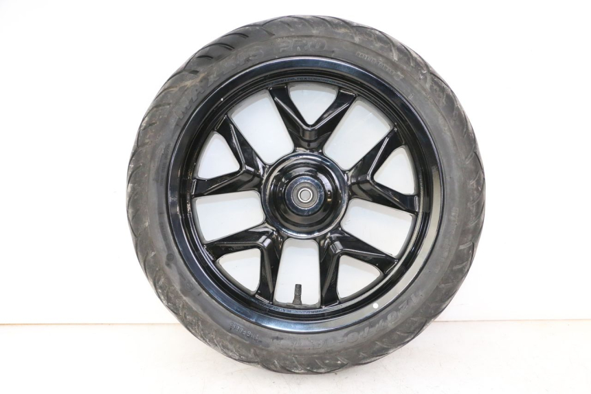 photo de JANTE AVANT ET PNEU SYM JOYMAX 125 (2010 - 2017) - Détail de la pièce