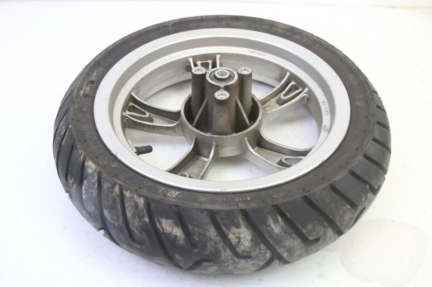 photo de JANTE AVANT ET PNEU PEUGEOT KISBEE 4T 50 (2018 - 2022) - Marquages et références