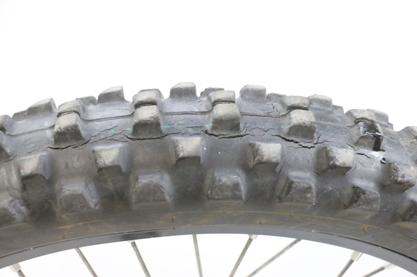 photo de JANTE AVANT ET PNEU KAWASAKI KXF KX-F 250 (2017 - 2019) - Détail de la pièce