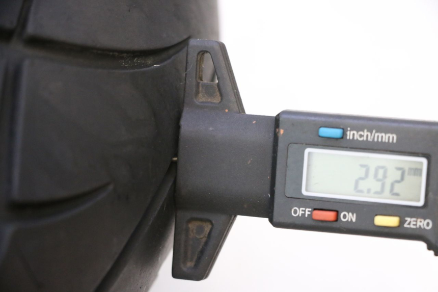 photo de JANTE AVANT ET PNEU KYMCO LIKE 125 (2009 - 2016) - Détail de la pièce