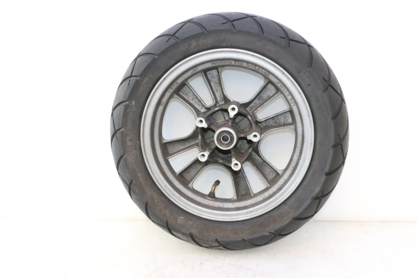 photo de JANTE AVANT ET PNEU KYMCO LIKE 125 (2009 - 2016) - Points de fixation