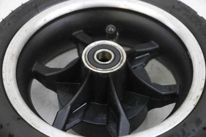 photo de JANTE AVANT ET PNEU DUALTRON MINI SPECIAL 1 - Détails caractéristiques