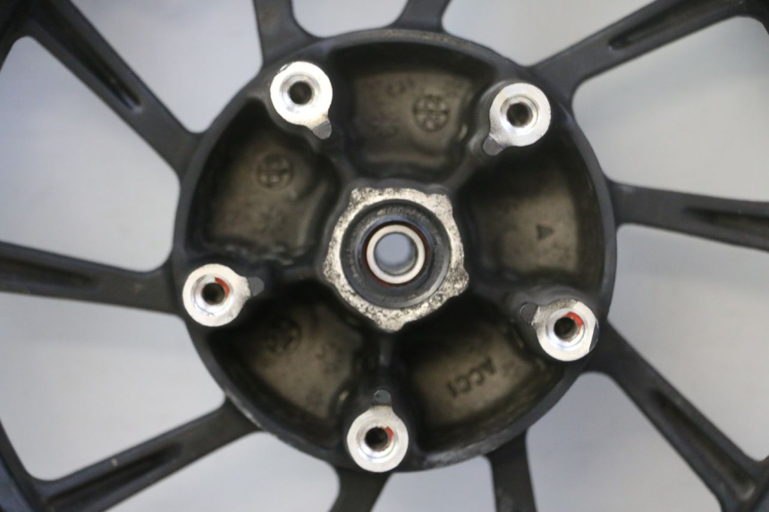 photo de JANTE AVANT ET PNEU KYMCO LIKE 4T 50 (2019 - 2025) - Aperçu profil