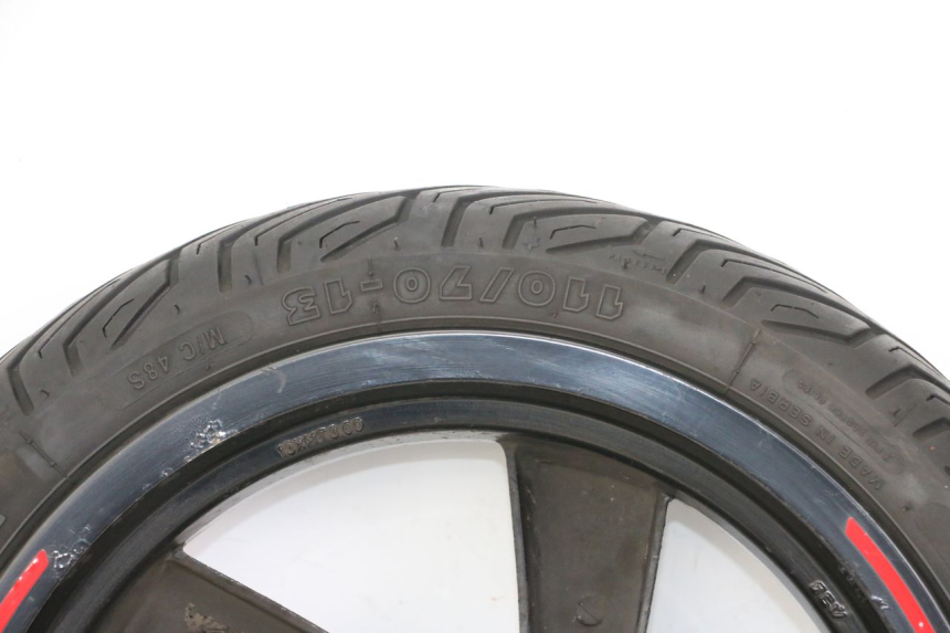 photo de JANTE AVANT ET PNEU PEUGEOT CITYSTAR 2T 50 (2018 - 2021) - Détails caractéristiques