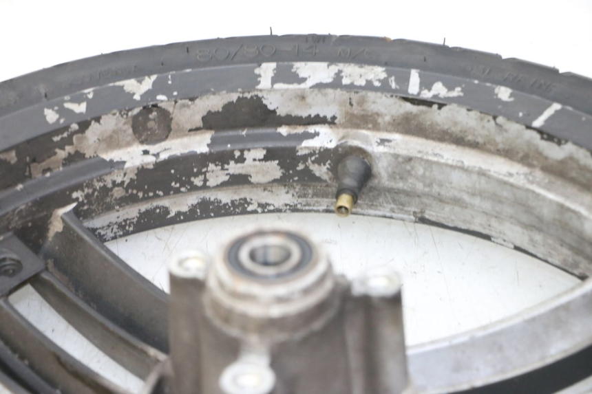 photo de JANTE AVANT ET PNEU PEUGEOT LUDIX 50 (2008 - 2017) - Vue d’ensemble