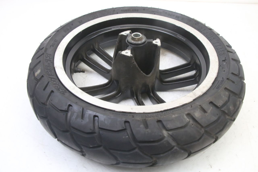 photo de JANTE AVANT ET PNEU PEUGEOT SPEEDFIGHT 3 LC 2T 50 (2009 - 2015) - Points de fixation