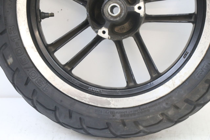photo de JANTE AVANT ET PNEU PEUGEOT SPEEDFIGHT 3 LC 2T 50 (2009 - 2015) - Pièce contrôlée