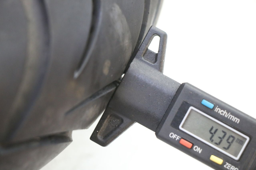 photo de JANTE AVANT ET PNEU GILERA RUNNER SP 50 (2006 - 2008) - Photo complémentaire