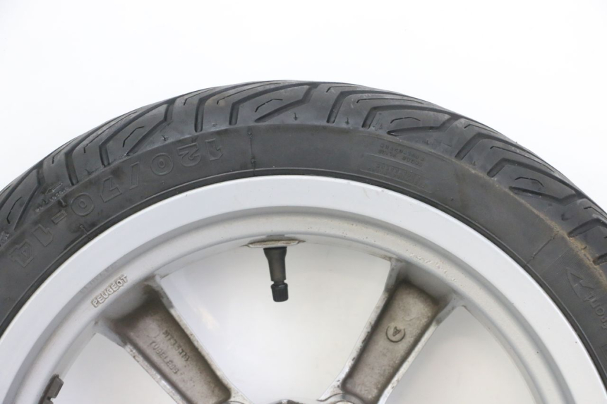 photo de JANTE AVANT ET PNEU PEUGEOT SATELIS 125 (2013 - 2018) - Marquages et références