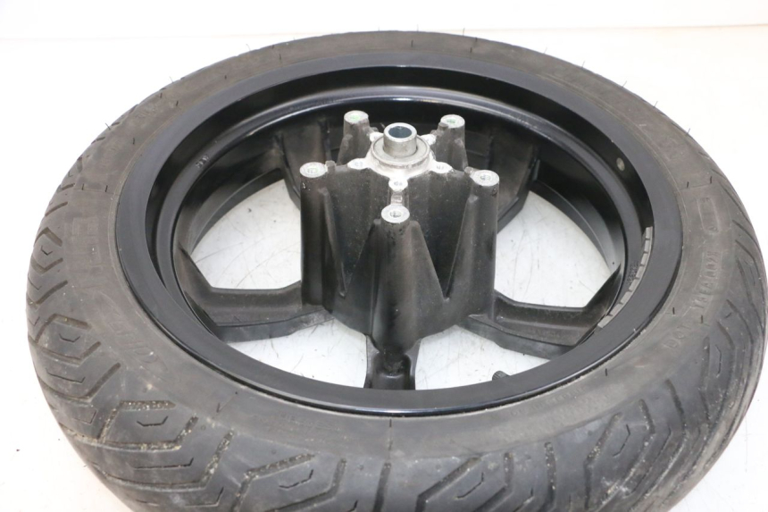 photo de JANTE AVANT ET PNEU PEUGEOT SATELIS 125 (2013 - 2018) - Autre angle de vue