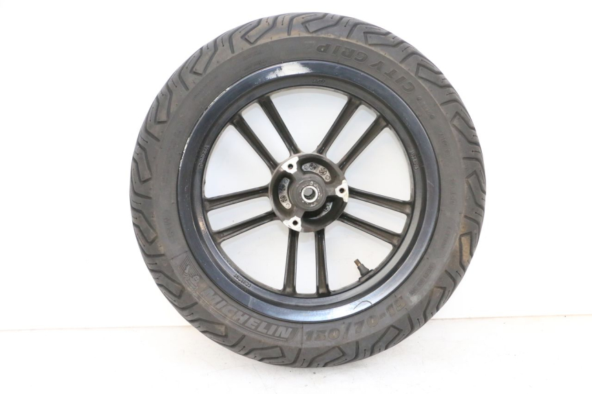 photo de JANTE AVANT ET PNEU PEUGEOT SPEEDFIGHT 4 4T EFI 50 (2021 - 2025) - Détail de la pièce