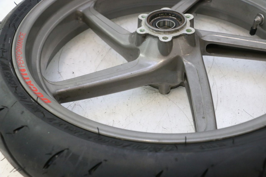 photo de JANTE AVANT ET PNEU DUCATI SS IE DS CARENEE 1000 (2002 - 2006) - Pièce contrôlée