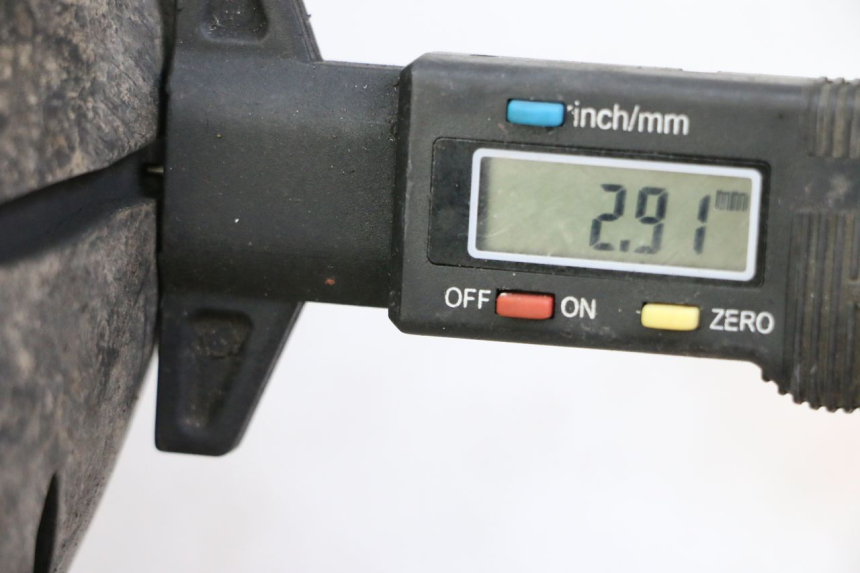 photo de JANTE AVANT ET PNEU HONDA ST PAN EUROPEAN 1300 (2002 - 2013) - Détail de la pièce