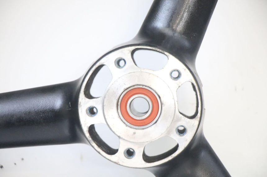 photo de JANTE AVANT ET PNEU SUZUKI GSF S BANDIT 600 (2000 - 2004) - Vue produit