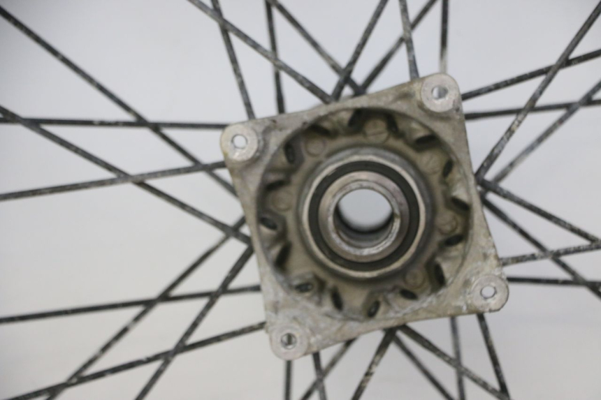 photo de JANTE AVANT ET PNEU KTM SX 85 (2013 - 2017) - Zoom qualité