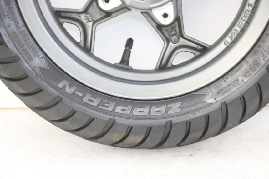 photo de JANTE AVANT ET PNEU APRILIA SXR 50 (2021 - 2023) - Vue produit