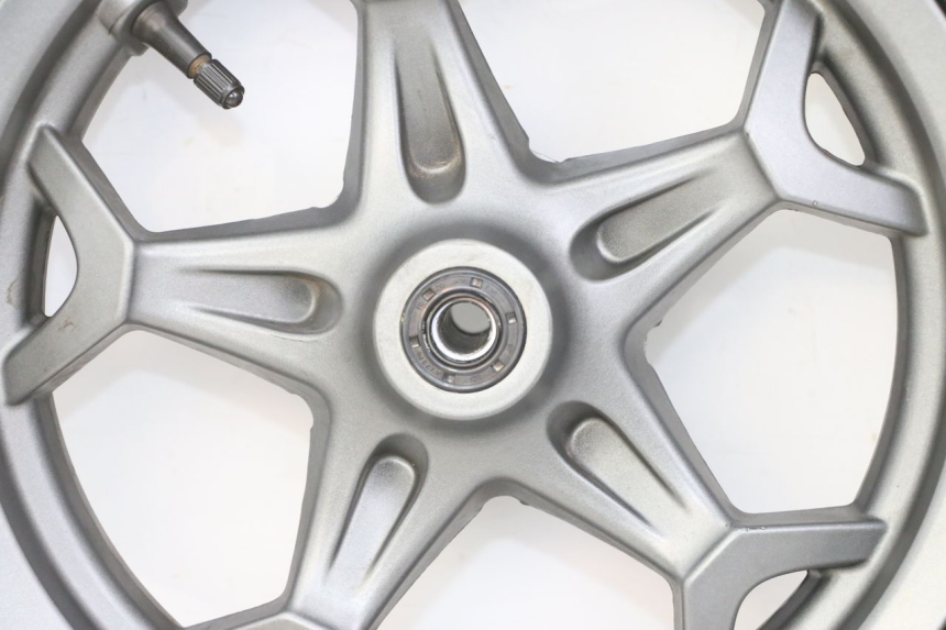 photo de JANTE AVANT ET PNEU APRILIA SXR 50 (2021 - 2023) - Pièce contrôlée