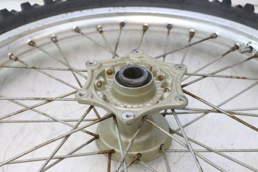photo de JANTE AVANT ET PNEU HUSABERG TE 250 (2011 - 2014) - Zoom qualité