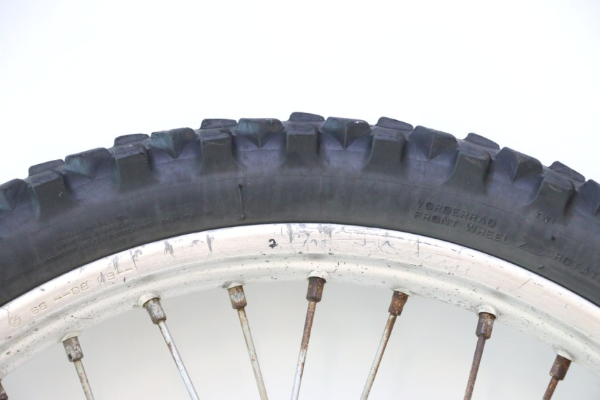 photo de JANTE AVANT ET PNEU HUSABERG TE 250 (2011 - 2014) - Zoom état d’usage