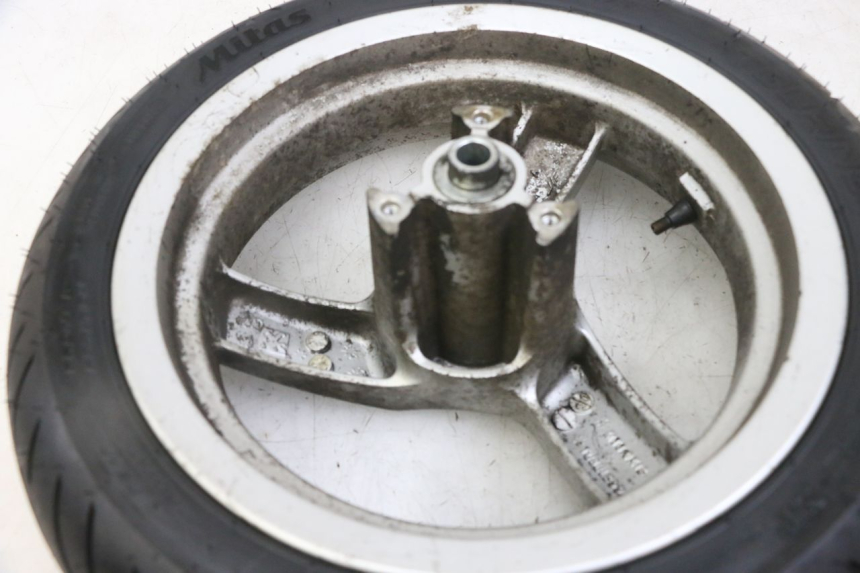 photo de JANTE AVANT ET PNEU PEUGEOT VIVACITY NEW 2T 50 (2008 - 2017) - Points de fixation