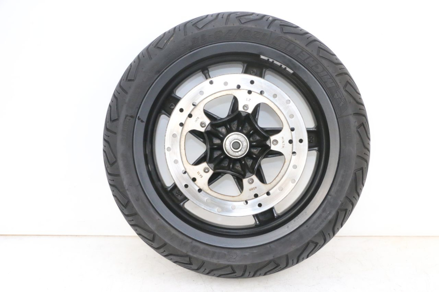 photo de JANTE AVANT ET PNEU PIAGGIO XEVO - X EVO 125 (2007 - 2017) - Détail de la pièce