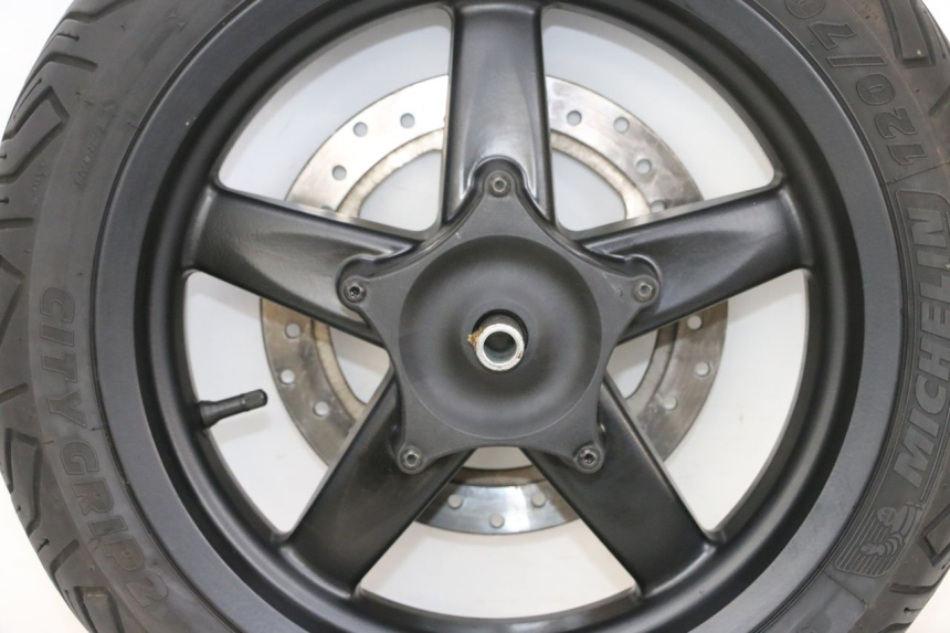 photo de JANTE AVANT ET PNEU PIAGGIO XEVO - X EVO 125 (2007 - 2017) - Marquages et références