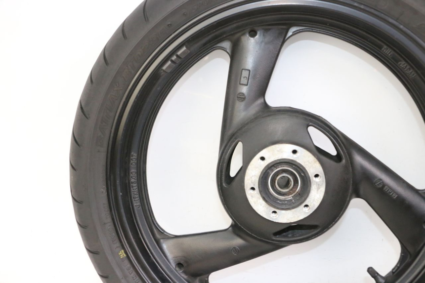 photo de JANTE AVANT ET PNEU YAMAHA FZS FAZER 600 (2001 - 2003) - Marquages et références