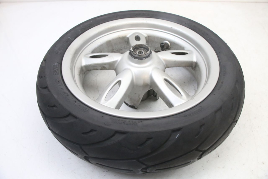 photo de JANTE AVANT ET PNEU YAMAHA NEOS NEO'S 4T 50 (2008 - 2016) - Détail de la pièce