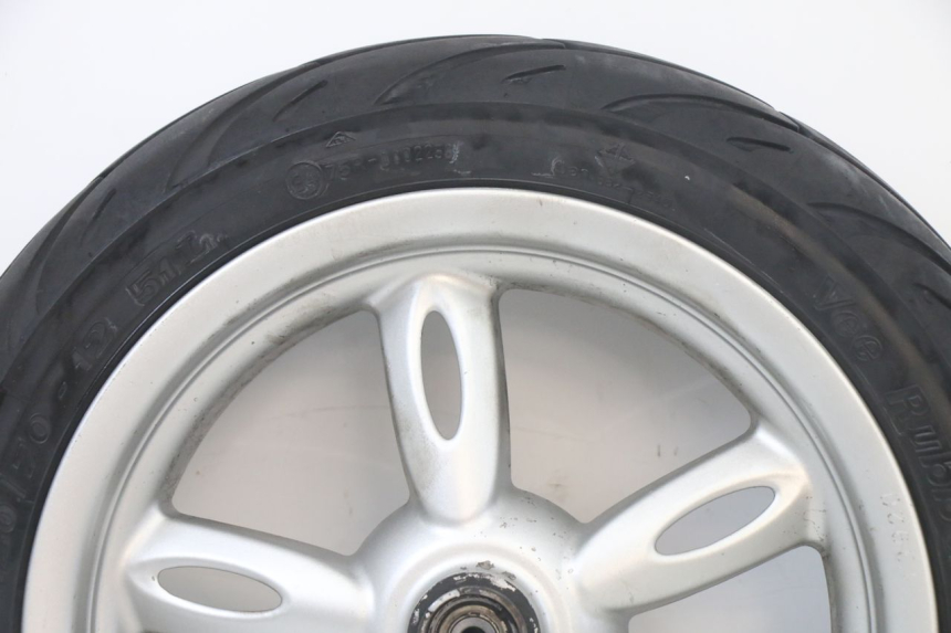 photo de JANTE AVANT ET PNEU YAMAHA NEOS NEO'S 4T 50 (2008 - 2016) - Zoom état d’usage