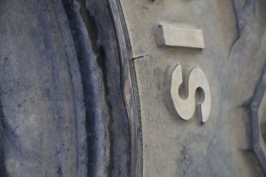 photo de JANTE AVANT ET PNEU YAMAHA YFM GRIZZLY 550 (2008 - 2015) - État de surface