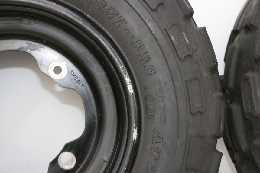 photo de JANTE AVANT ET PNEU YAMAHA YFM R RAPTOR 250 (2008 - 2014) - Zoom composants
