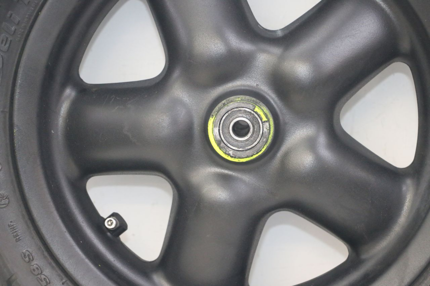 photo de JANTE AVANT ET PNEU YAMAHA YP MAJESTY 125 (2002 - 2006) - Zoom composants