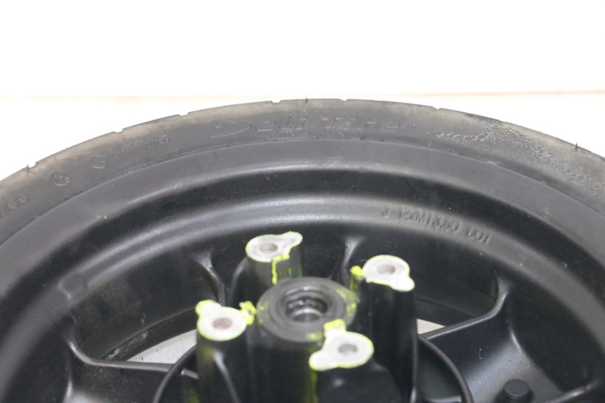 photo de JANTE AVANT ET PNEU YAMAHA YP MAJESTY 125 (2002 - 2006) - Autre angle de vue