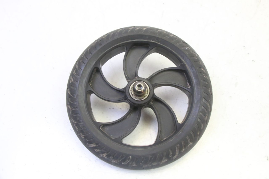 photo de JANTE AVANT ET PNEU MOOVWAY Z8 1 - Vue principale