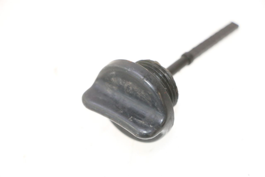 photo de JAUGE HUILE MOTEUR SUZUKI BURGMAN 125 (2007 - 2014) - Zoom état d’usage