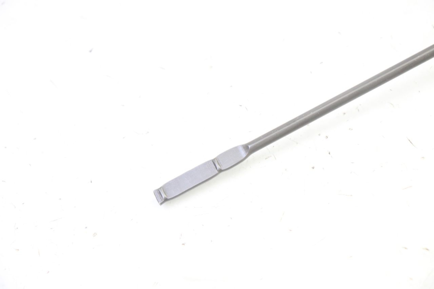 photo de JAUGE HUILE MOTEUR HONDA CBR RR FIREBLADE 900 (1992 - 1994) - Détail de la pièce