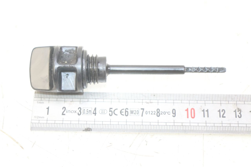 photo de JAUGE HUILE MOTEUR PEUGEOT CITYSTAR AIR 125 (2014 - 2017) - Détail de la pièce