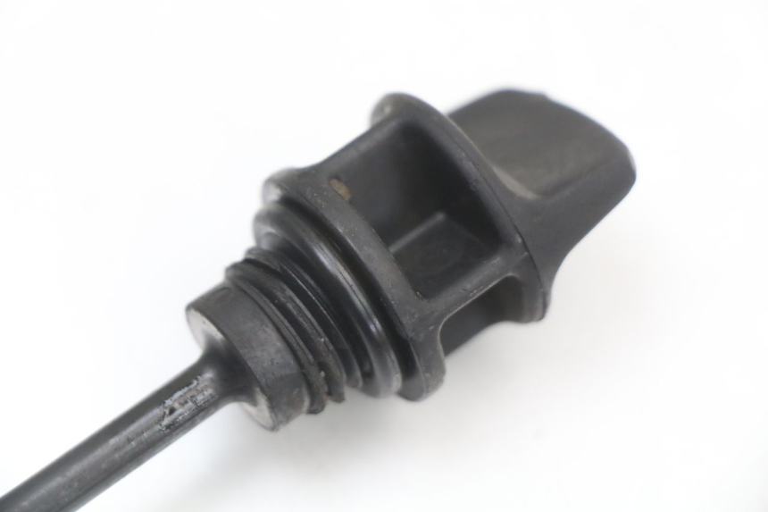 photo de JAUGE HUILE MOTEUR LONGJIA EASY MAX 125 (2020 - 2024) - Autre angle de vue