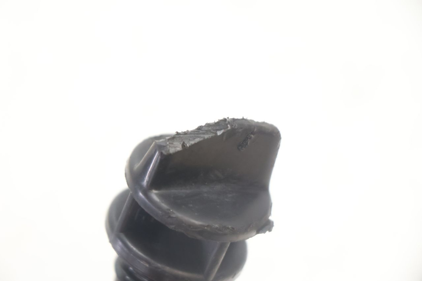 photo de JAUGE HUILE MOTEUR PEUGEOT KISBEE 4T 50 (2010 - 2017) - Zoom état d’usage